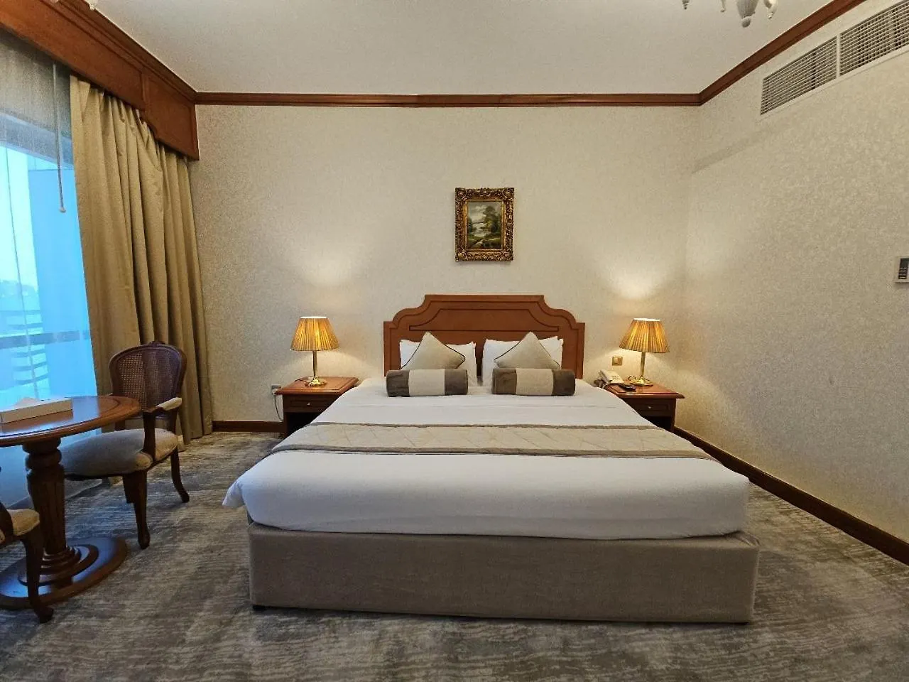 Royal Concorde Hotel & Suite Dubai