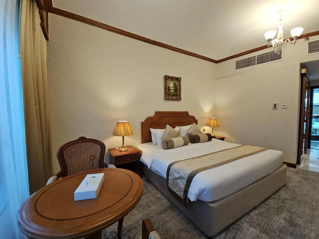 Royal Concorde Hotel & Suite Дубай